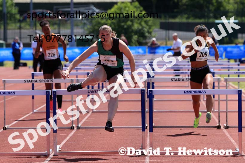 Senior Womens 100 metres hurdles, 2024 Northern Senior and Under-20s Track and Field Champs, Middlesbrough.  Photo: David T. Hewitson/Sports for All Pics